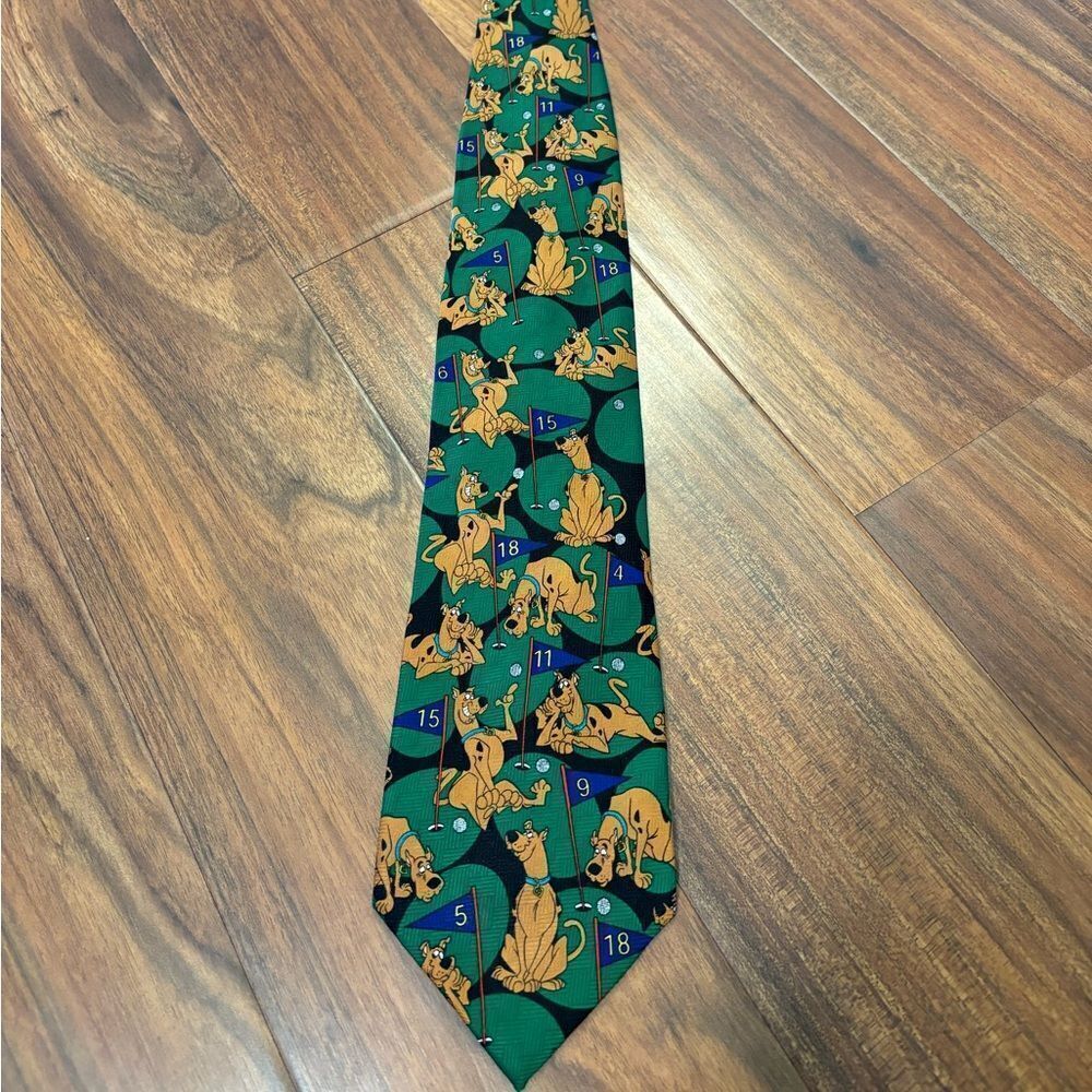 Scooby Doo Cartoon Network vintage 1999 green golf necktie.
